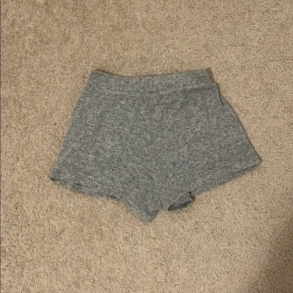 NEVER WORN Soft Grey Shorts Women’s Size XXS - Picture 3 of 3